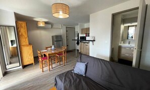 Living area - 2 Rooms for 4 People (Saint-Cyprien)