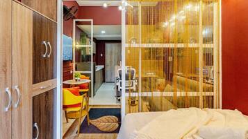 1 bedroom