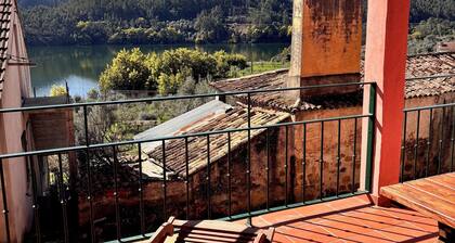 Charming new apartment with river view