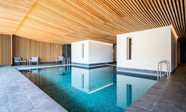 Pool - 2 Room Cabin 6 People (Auris)