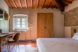 2 makuuhuonetta, vauvan matkasänky, ilmainen Wi-Fi