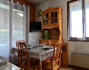 Dining - Residence Isatis (Le Grand-Bornand)