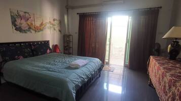 House, 4 Bedrooms, Smoking, Private Pool | 4 bedrooms