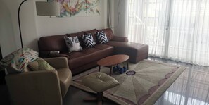 Casa, 4 dormitoris, fumadors, piscina privada | Sala d'estar