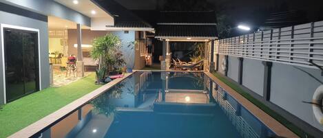 Alberca al aire libre