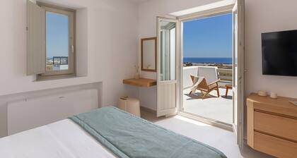 Platies Luxury Apartments Santorini