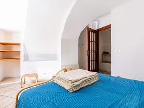 1 chambre, lit parapluie