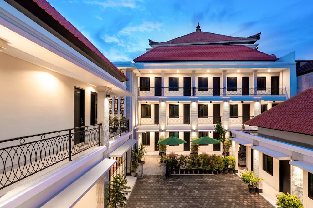 Bali Loop Coliving & Coworking