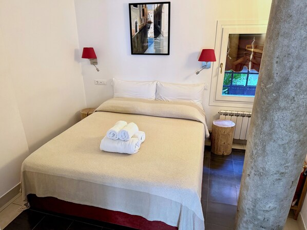 Apartment, Stadtblick | Bügeleisen/Bügelbrett, kostenloses WLAN