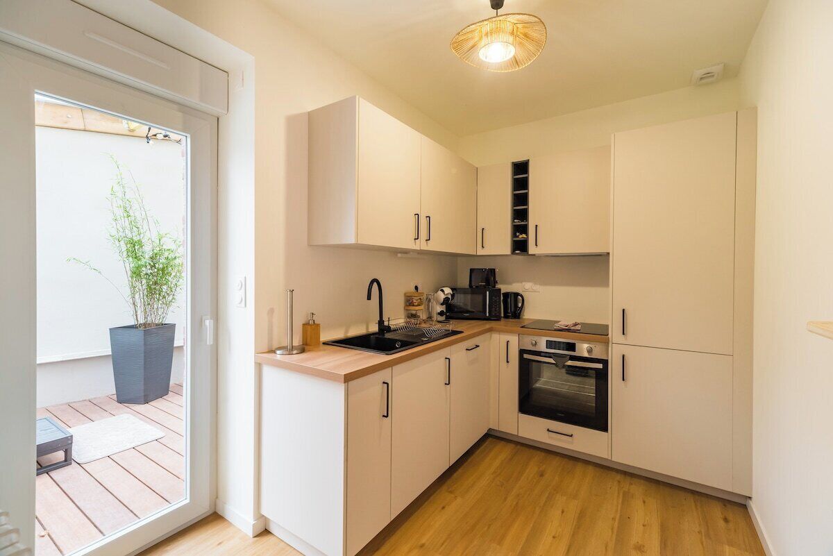 冰箱、微波炉、烤箱、茶具/咖啡用具