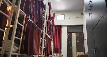 5 Star Dormitory