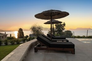 Villa | Terrace/patio