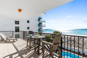 Property grounds - DP 402: Shells, Surf & Sea Turtles (Fort Walton Beach)