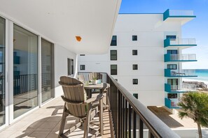 Property grounds - DP 402: Shells, Surf & Sea Turtles (Fort Walton Beach)