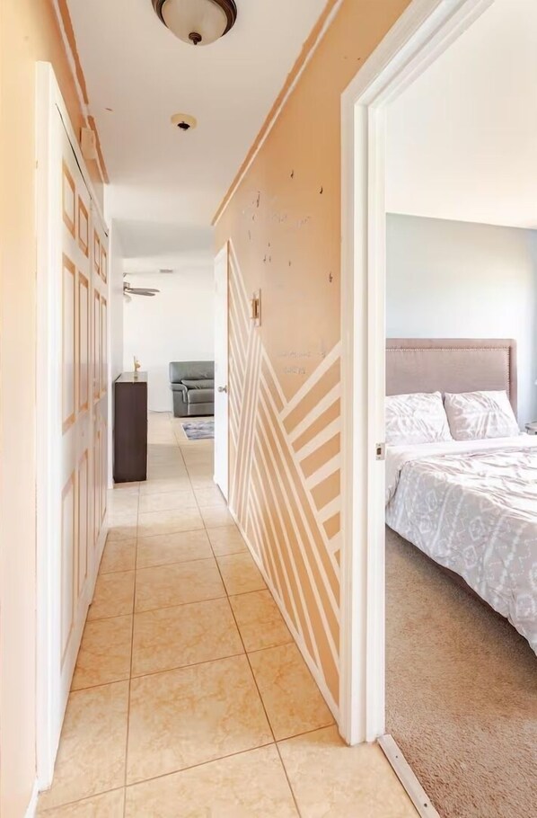 2 bedrooms, desk, iron/ironing board, free WiFi