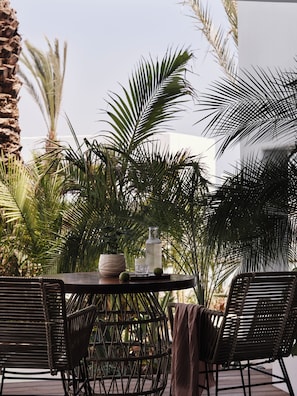 Junior Swim Up Suite | Terrace/patio