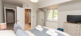 Cozy and spacious family retreat in the heart of Lincolnshire