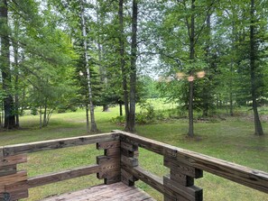 Property grounds - Chalet at Thunder Bay Hot tub Pontoon Boat Pet friendly (Hillman)