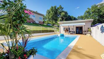 Apartment (0 Bedroom) | Front of property