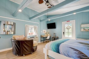 Apartment (0 Bedroom) | Interior - 4 Mi to Downtown Chattanooga: Vibrant Studio (Chattanooga)