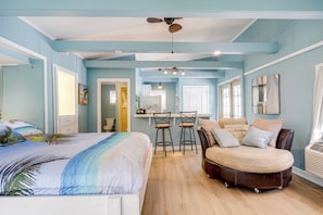 Apartment (0 Bedroom) | Interior