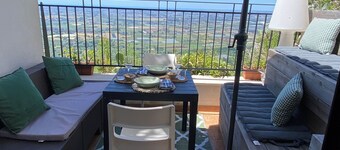 The Barn suite with outdoor living and breathtaking views