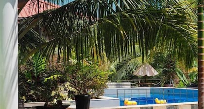 DD Villa & Serenity Cottages