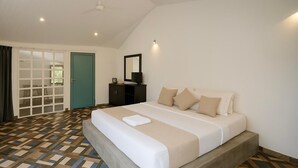 Småhus – deluxe, balkong, bassengutsikt
