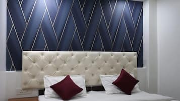 Habitación Confort doble, balcón, vistas al parque | Escritorio y wifi gratis