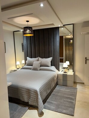 3 bedrooms, iron/ironing board, WiFi, bed sheets - Charming 3-bedroom apartment with AC, WiFi in wonderful Tanger (Tanger)