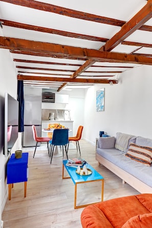 City-Apartment, Nichtraucher, Blick auf den Innenhof | Eigene Küche