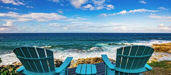 THIS IS IT! SEAFRONT RETREAT W/ BEACH ACCESS & POOL