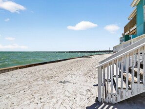 Appart'hôtel, 3 chambres | Plage