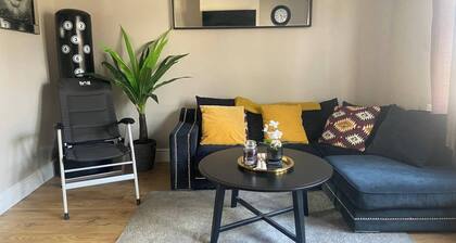 Cosy London Home With 2 Bedrooms