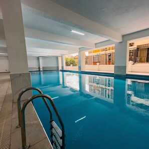 Pool - Panorama Suites in Nairobi with pool |WiFi | free parking (Nairobi)