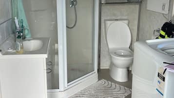 Towels, toilet paper