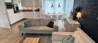 Secluded family house at park with all facilities