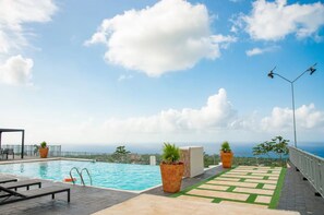 Pool - Charming 2-bedroom villa in serene Ocho Rios with AC, WiFi and 24 hours Security (Ocho Rios)