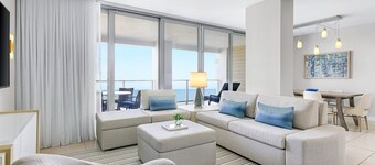 THANKSGIVING Marriott Vacation Club 2-bedroom resort in peaceful Marco Island