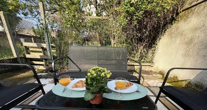 Immeuble Ă 5 min Ă pied de la gare TGV