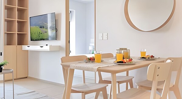 Dining - Peaceful 2BR by Chapultepec w/ gym access (Unknown)