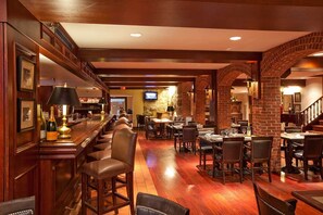 Bar (in der Unterkunft)