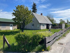 House | Exterior - 4 Person Holiday Home in Eslov (Eslöv)