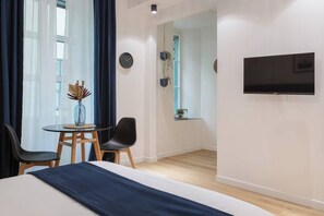 Apartment, 1 Queen Bed, Air conditioning | Free WiFi - Trieste Time Capsule (Trieste)