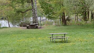 House | Outdoor dining