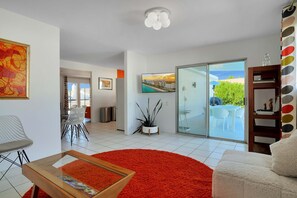 House, Multiple Beds, Pool Access, Mountain View (Retro Desert Retreat) | 3 bedrooms, individually decorated, individually furnished, desk