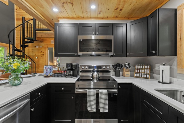 Micro-ondes, four, plaque de cuisson, lave-vaisselle