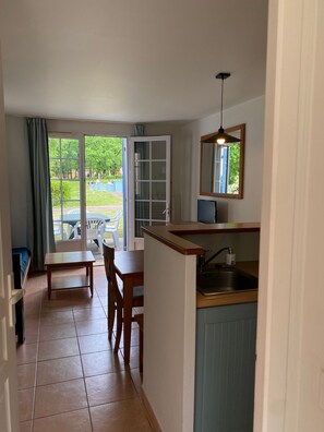 Interior - House 6 persons.2 bedrooms, 1 living room (Monflanquin)