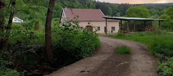Les Près des Gazons" country house