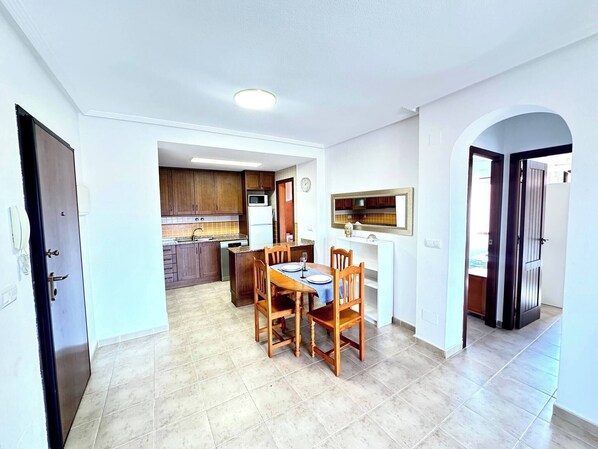 Apartment, 2 Bedrooms, Balcony | Dining room - Altos Del Sol Residence (Torrevieja)